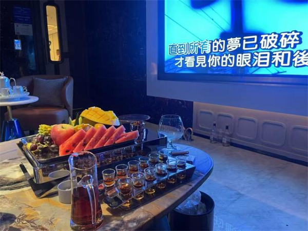 上海青浦区&zwnj;米莱八号 KTV - 包厢预订